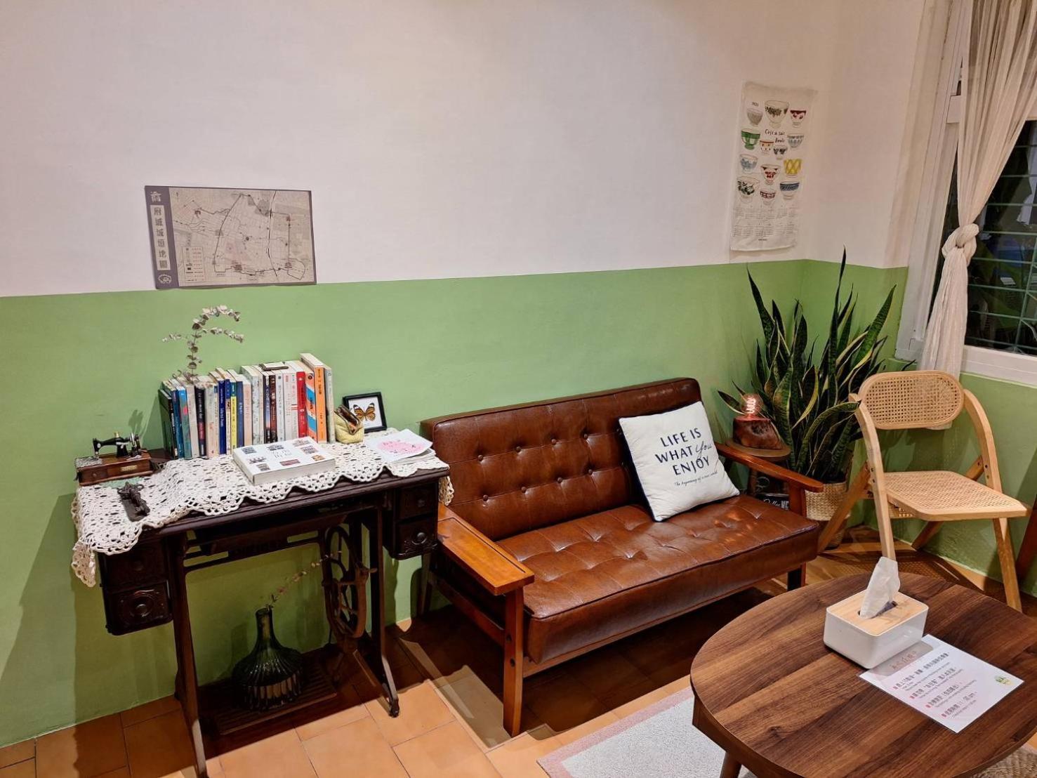 Good Stay Tainan Bagian luar foto